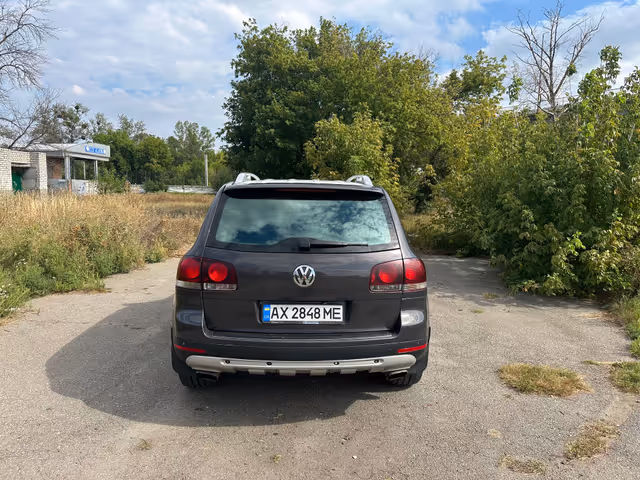 Volkswagen Touareg - зображення 4