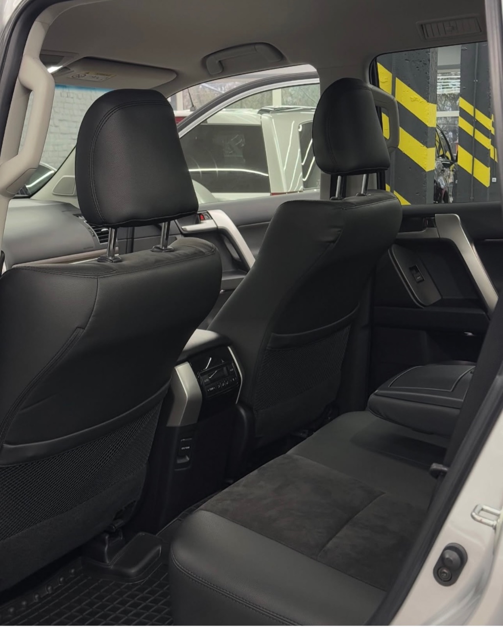 Toyota Land Cruiser Prado - фото 5