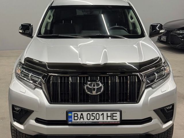Toyota Land Cruiser Prado - фото 2