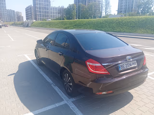Geely Emgrand 7 - зображення 5
