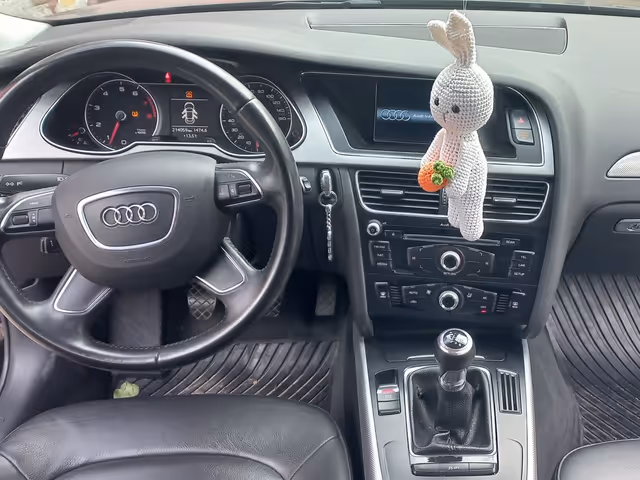 Audi A4 - зображення 5