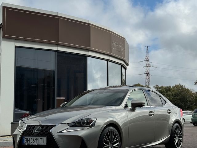 Lexus IS - зображення 4