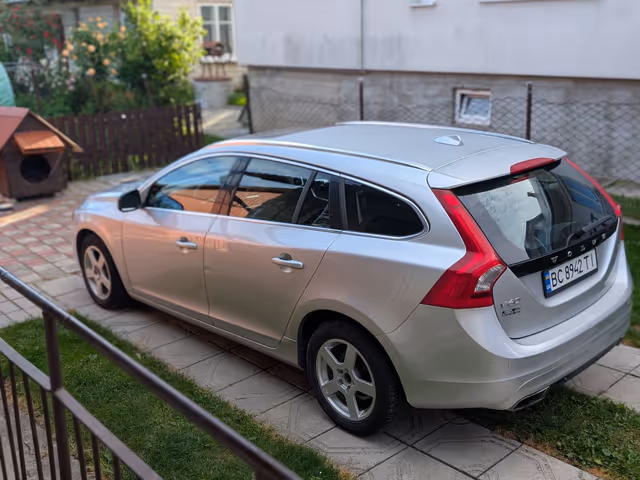 Volvo V60 2014, Львів, $11 900 - зображення 4