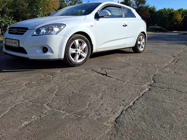 Kia Ceed - зображення 1