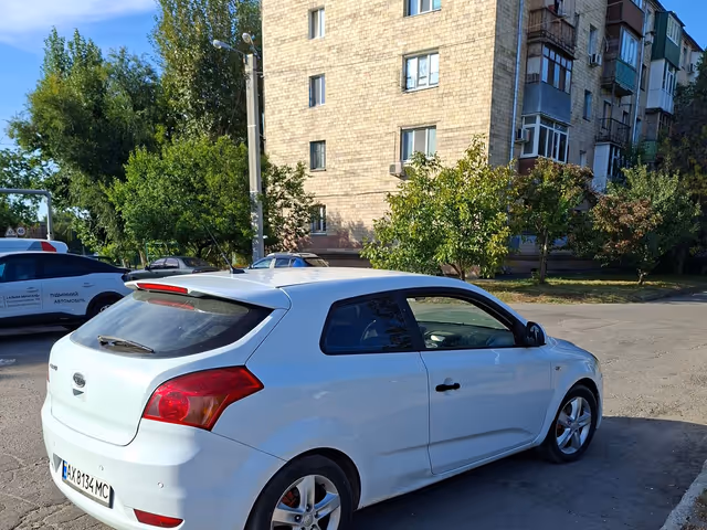 Kia Ceed - зображення 4