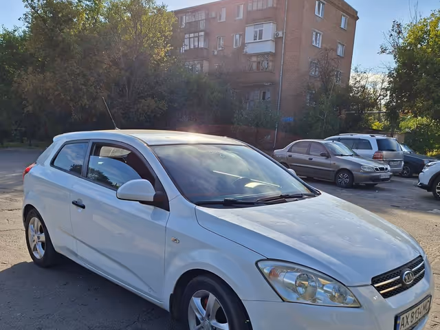 Kia Ceed - зображення 2