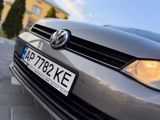Volkswagen Golf - зображення 4