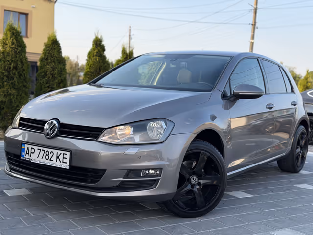 Volkswagen Golf - зображення 2
