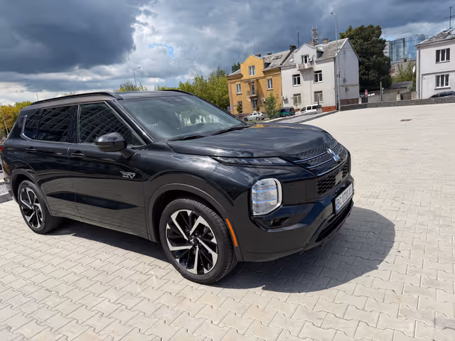 Mitsubishi Outlander 2023, Львів, $35 700 - зображення 4