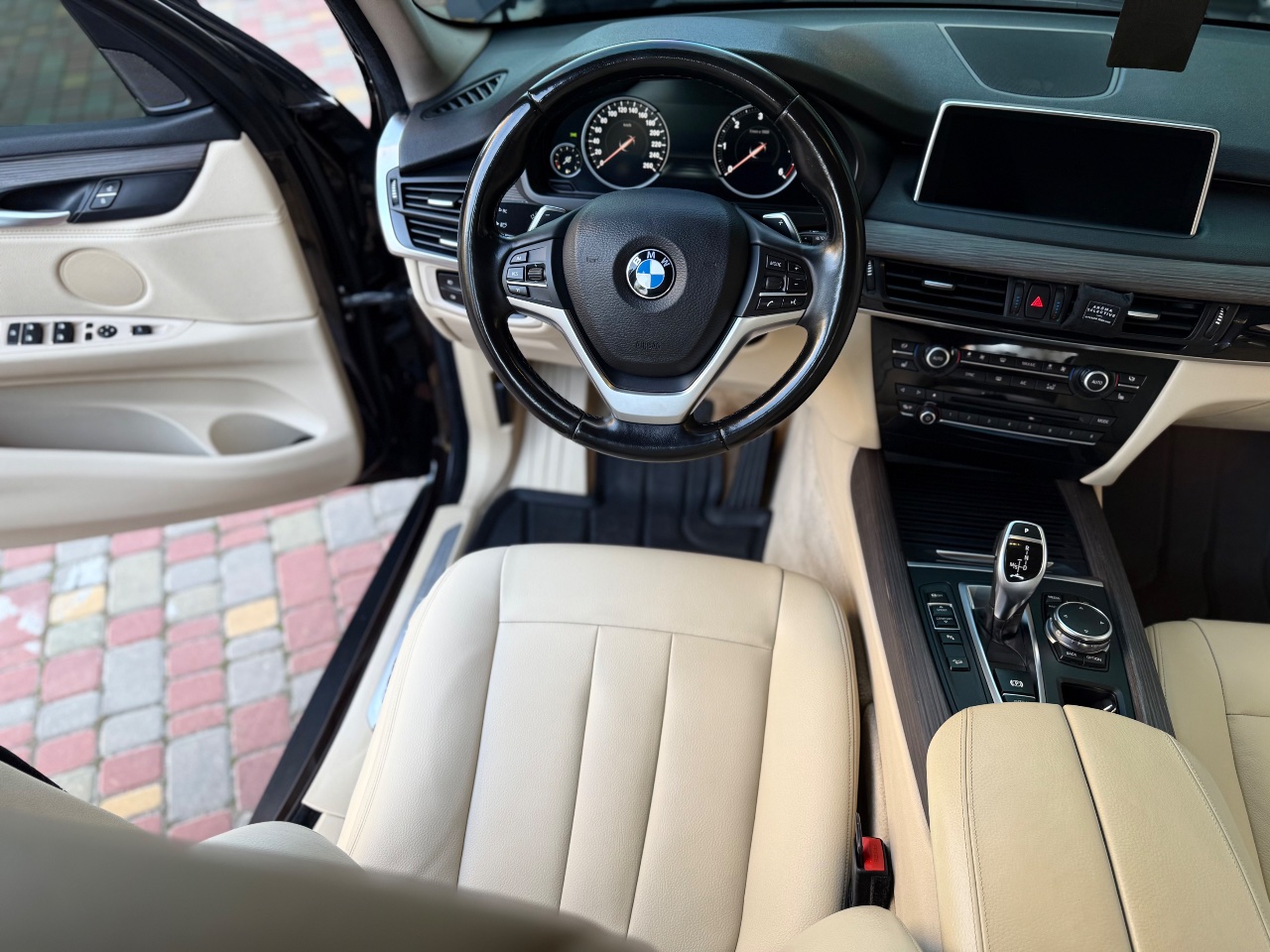 BMW X5 - фото 19