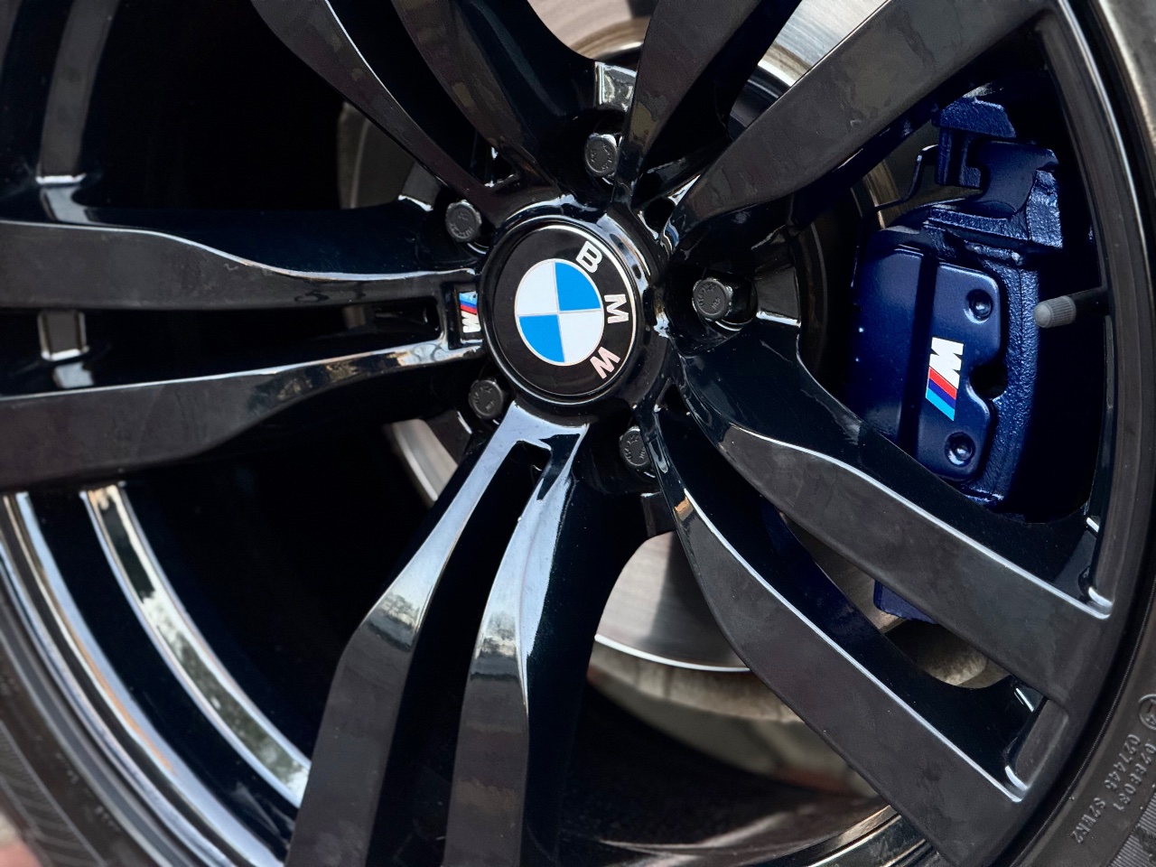 BMW X5 - фото 12