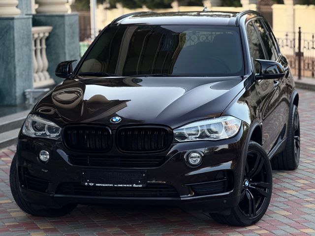BMW X5 - фото 1