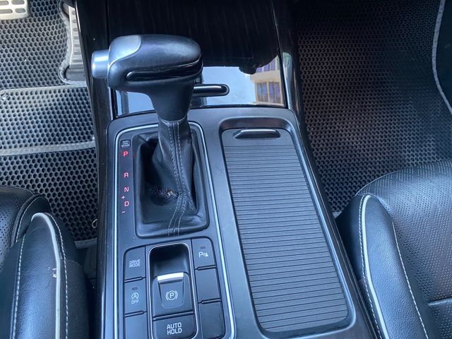 Kia Sorento - фото 3