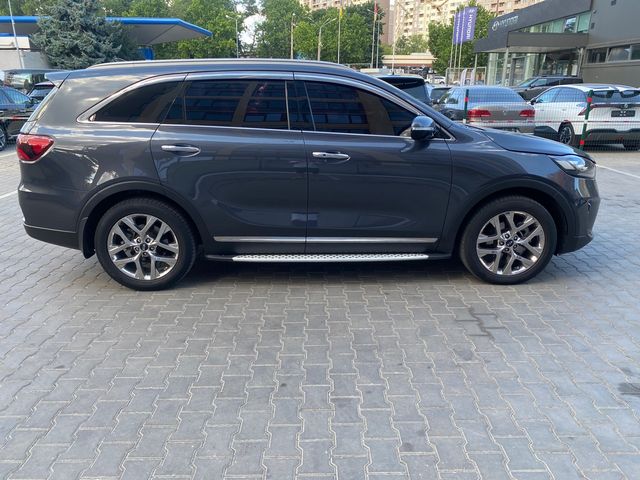 Kia Sorento - фото 4