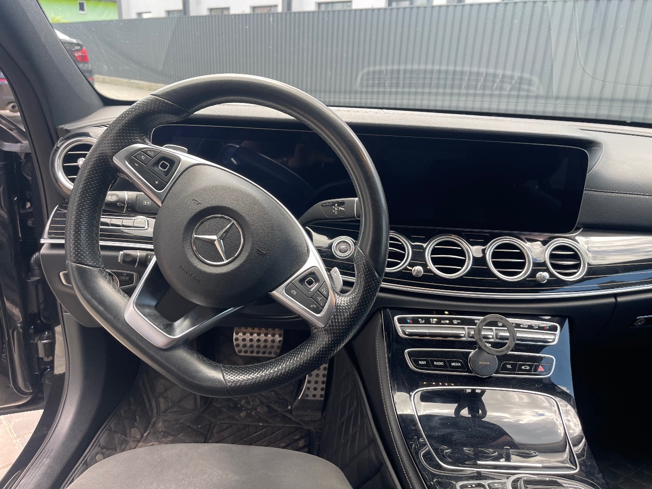 Mercedes-Benz E-Класс - фото 11