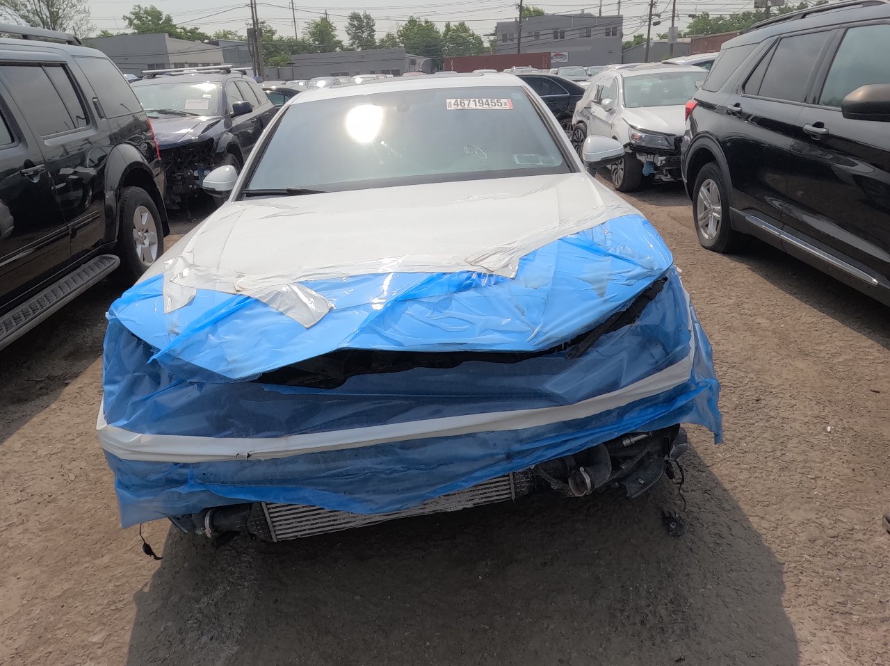 Audi A4 - фото 4