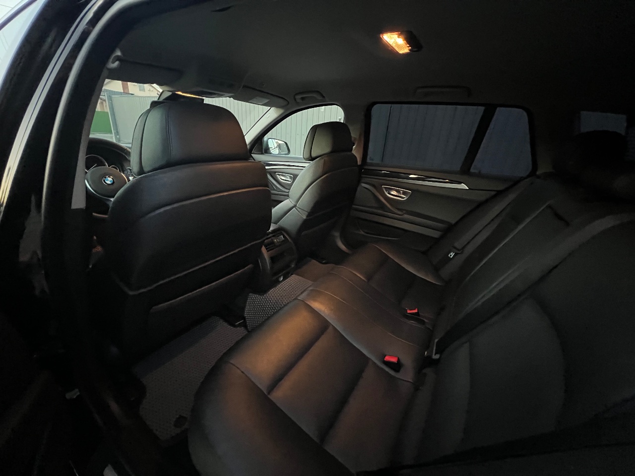 BMW 5 серії - фото 19