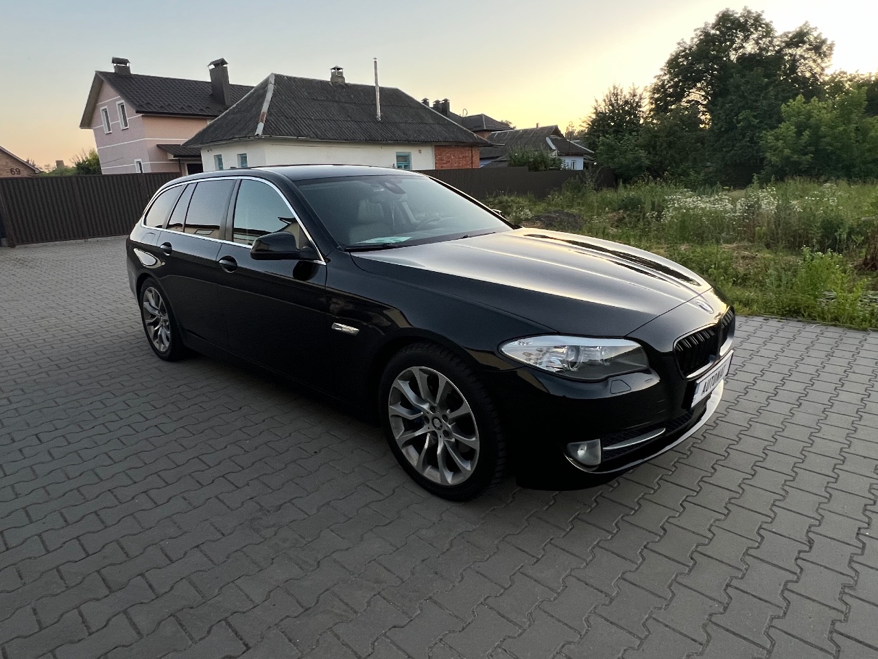 BMW 5 серії - фото 2