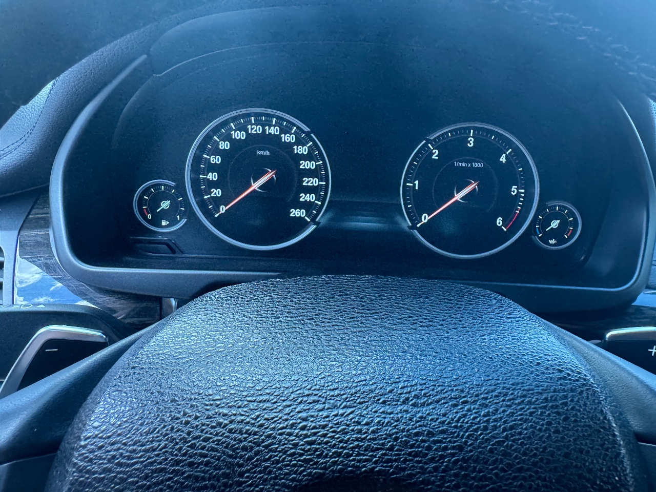 BMW X6 - фото 15