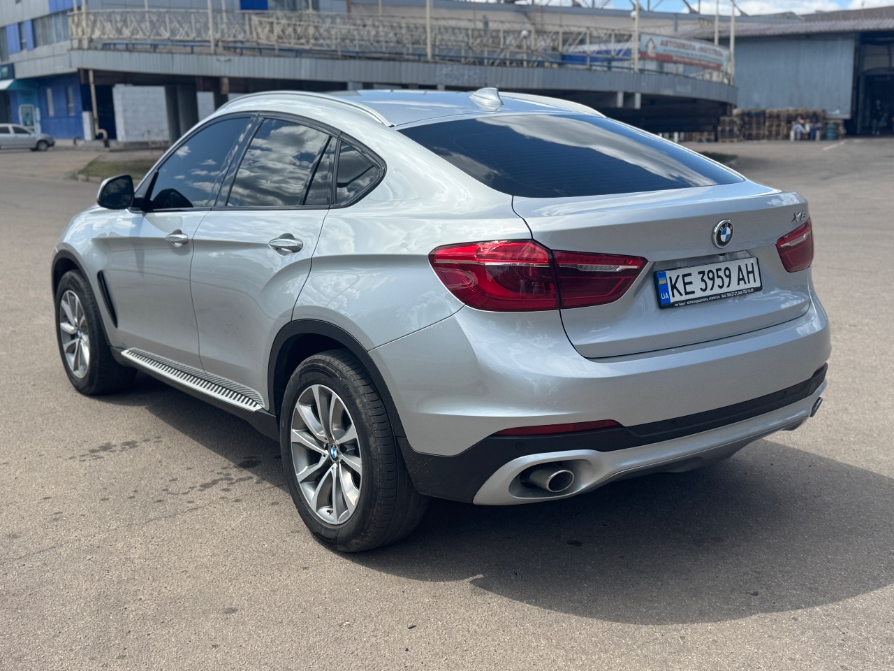 BMW X6 - фото 6