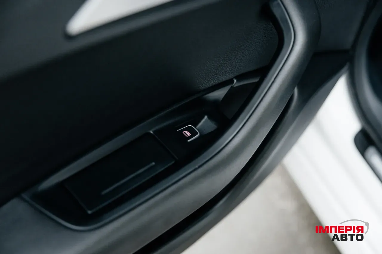 Audi A6 - фото 43