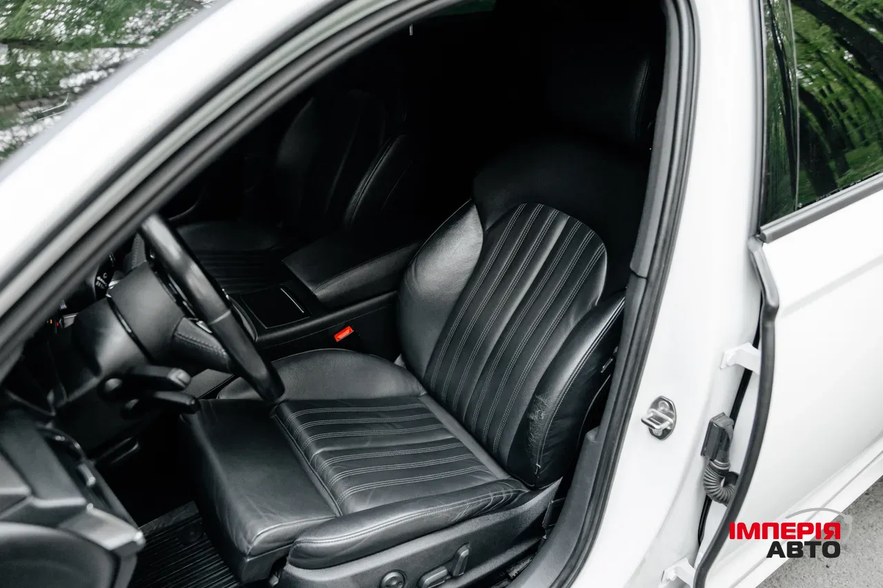 Audi A6 - фото 22
