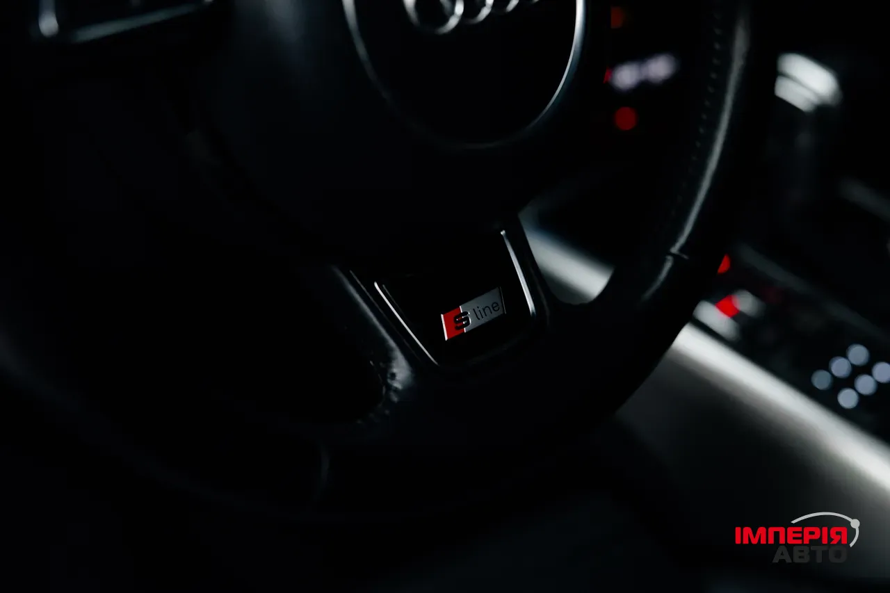 Audi A6 - фото 36