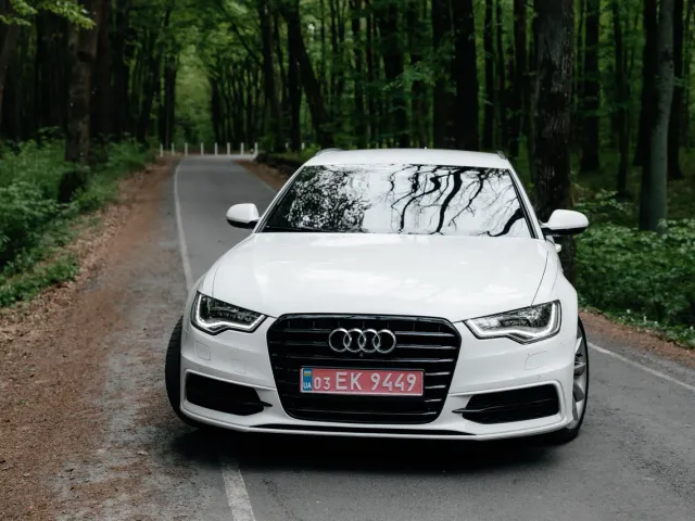 Audi A6 - фото 5