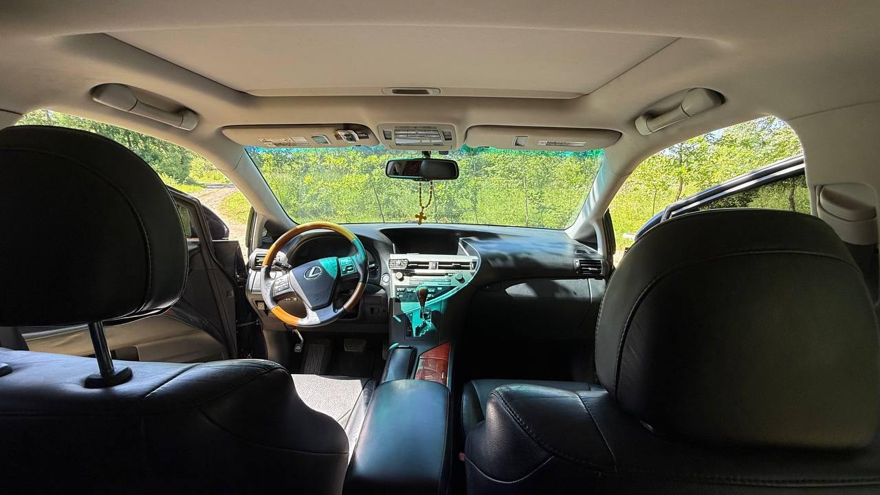 Lexus RX - фото 13