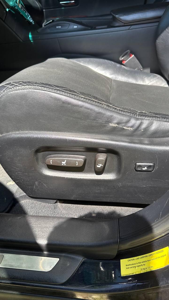 Lexus RX - фото 6