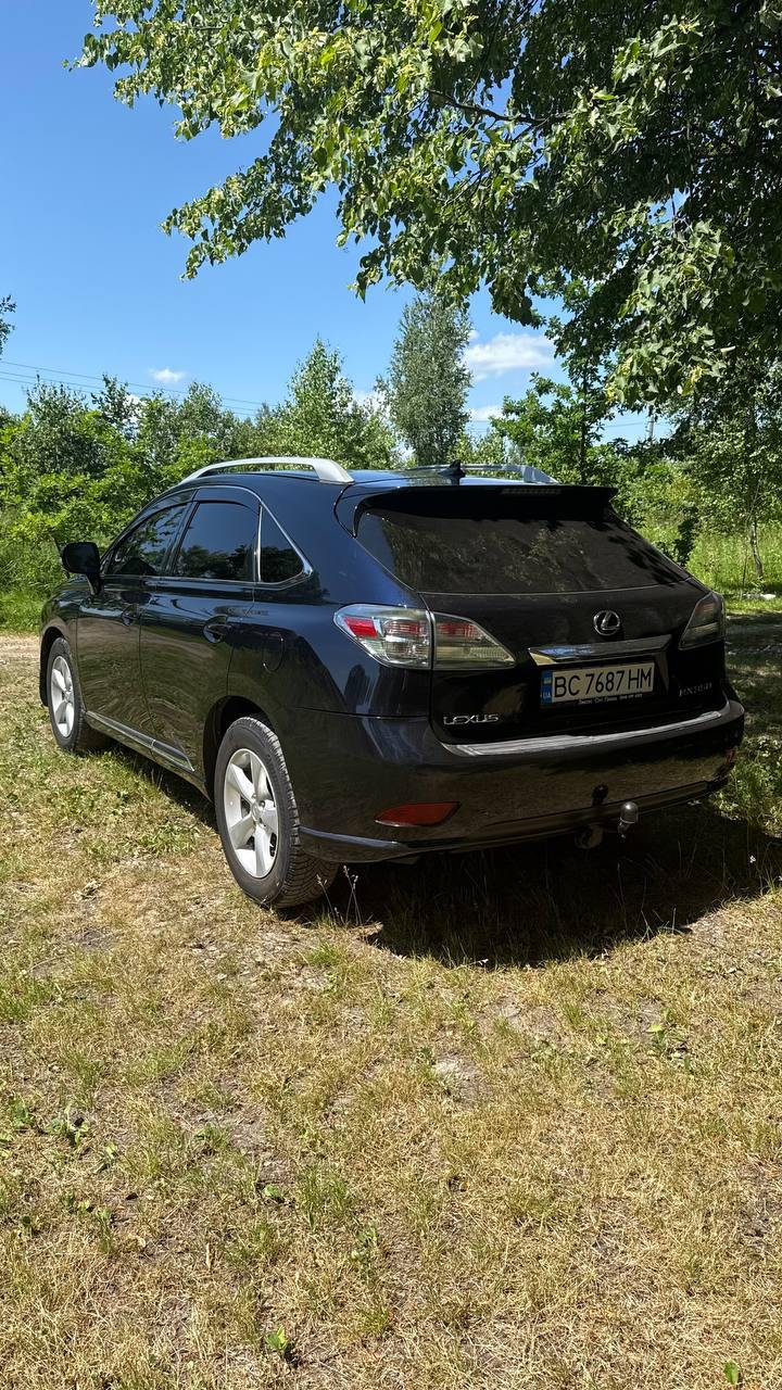 Lexus RX - фото 12