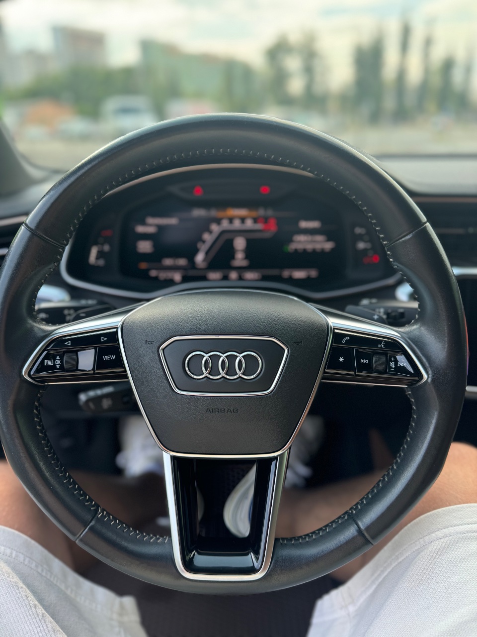 Audi A6 - фото 15