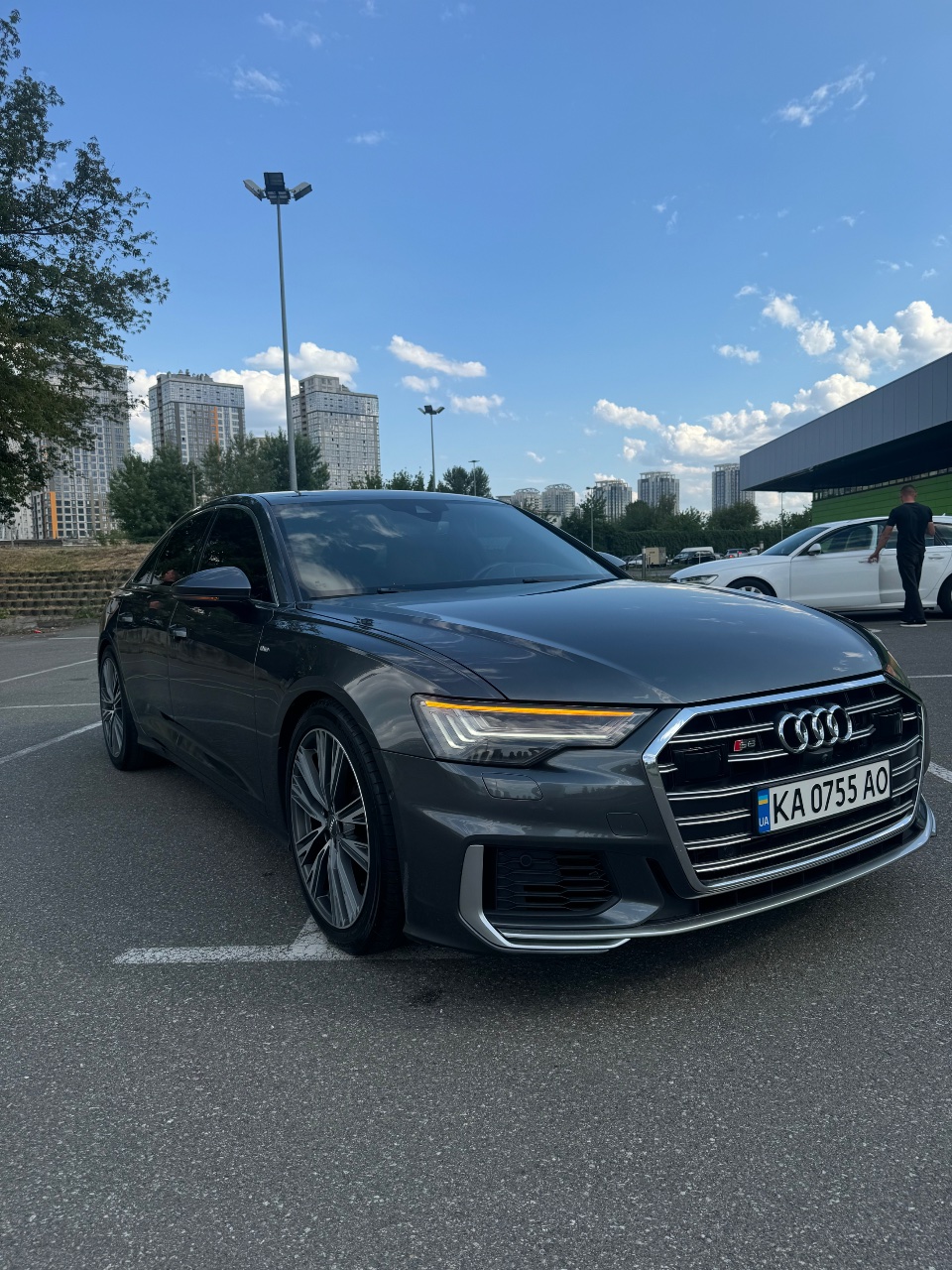 Audi A6 - фото 9