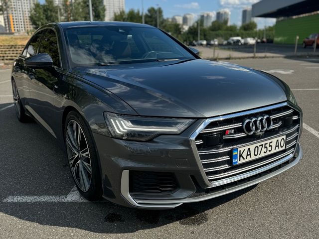 Audi A6 - фото 1