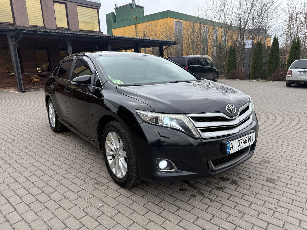 Toyota Venza - фото 1