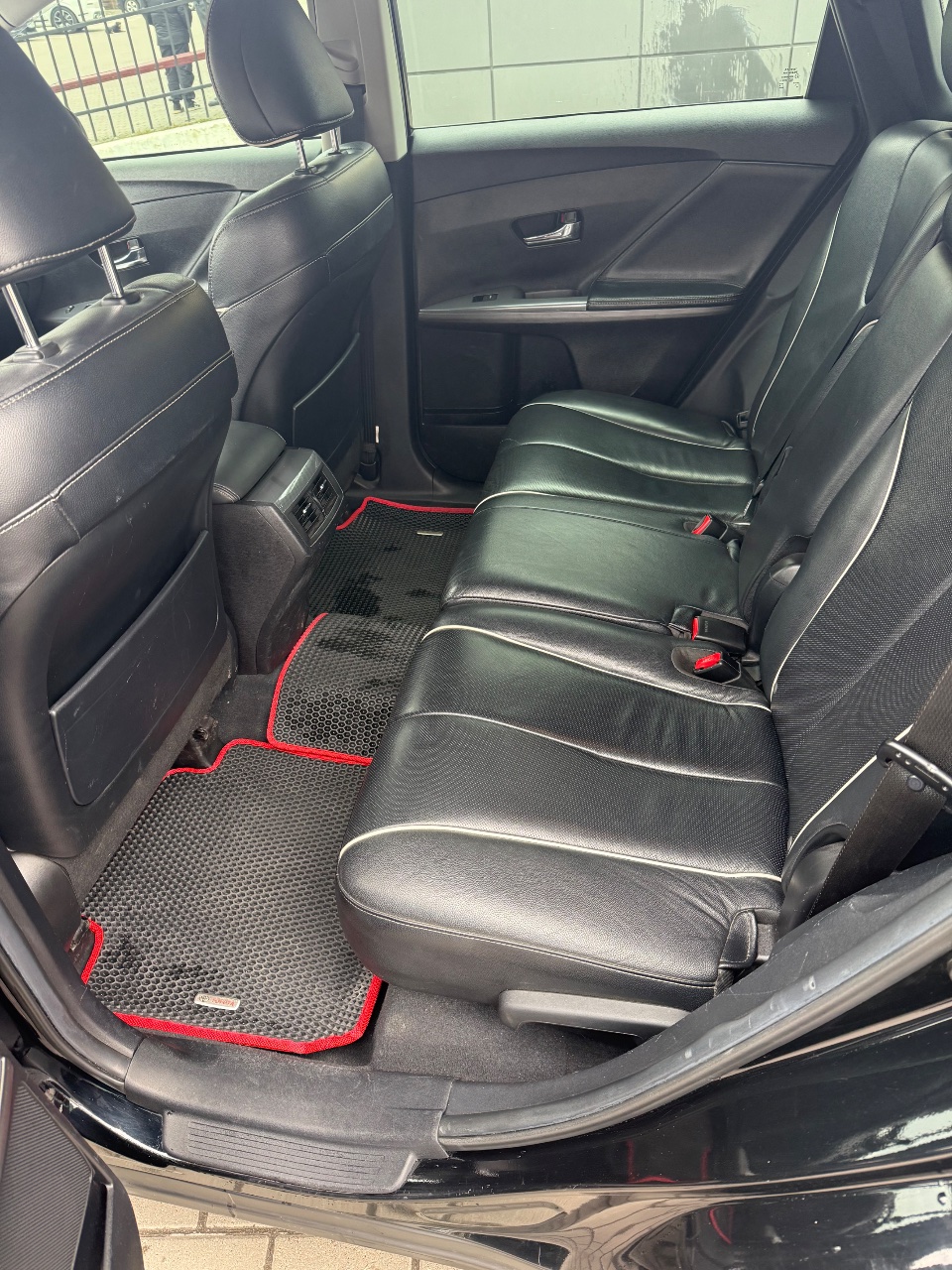 Toyota Venza - фото 3