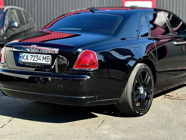 Rolls-Royce Ghost - фото 4