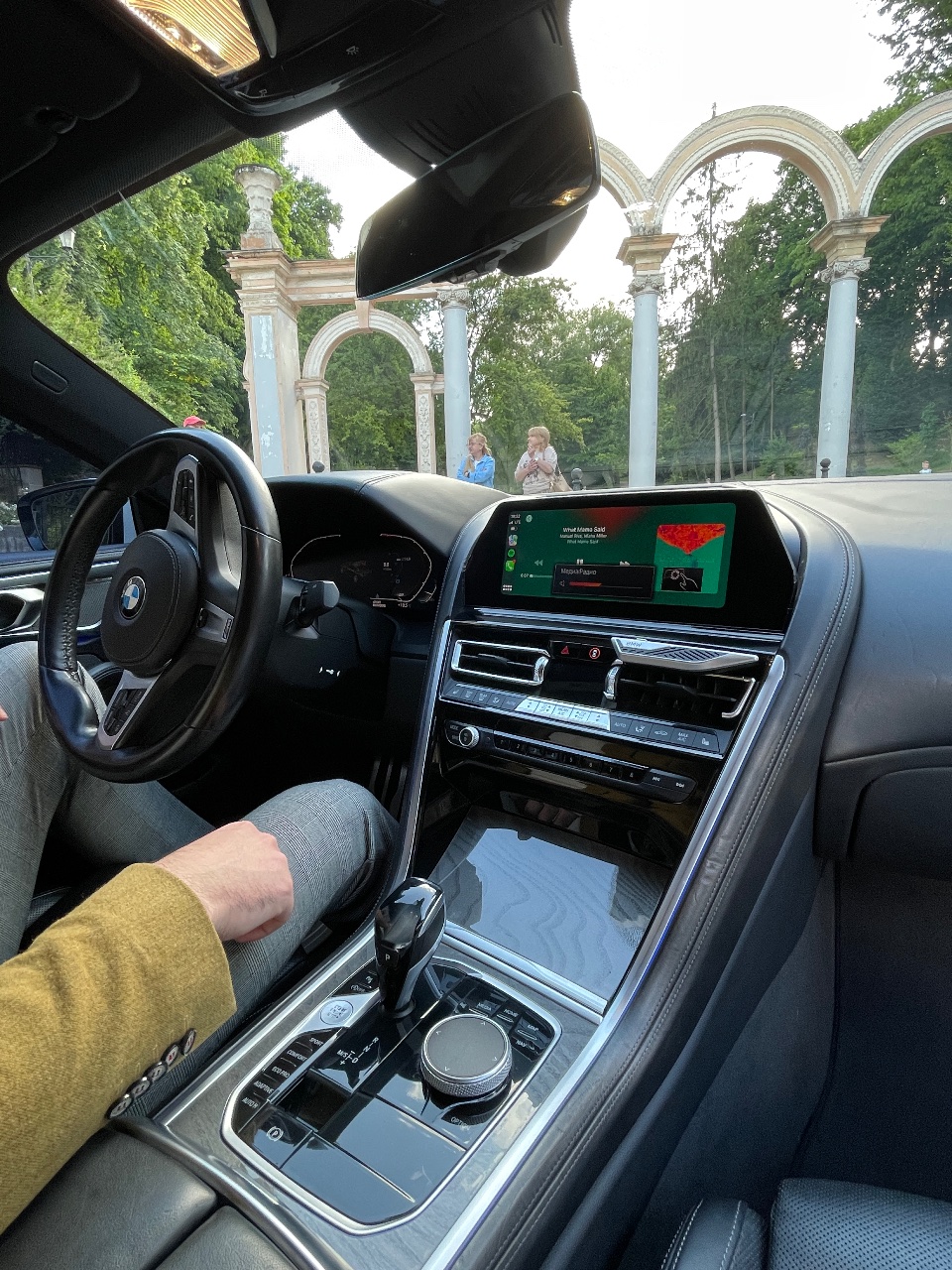 BMW 8 серії - фото 20