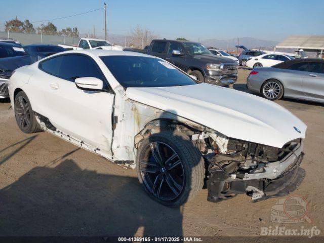 BMW 8 серії - фото 21