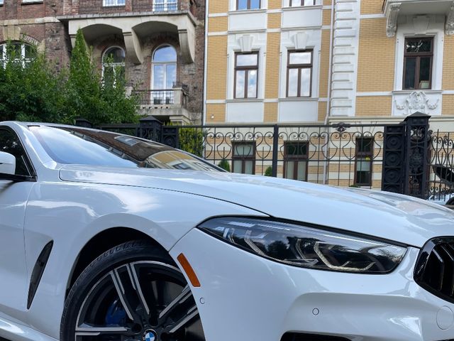 BMW 8 серії - зображення 1
