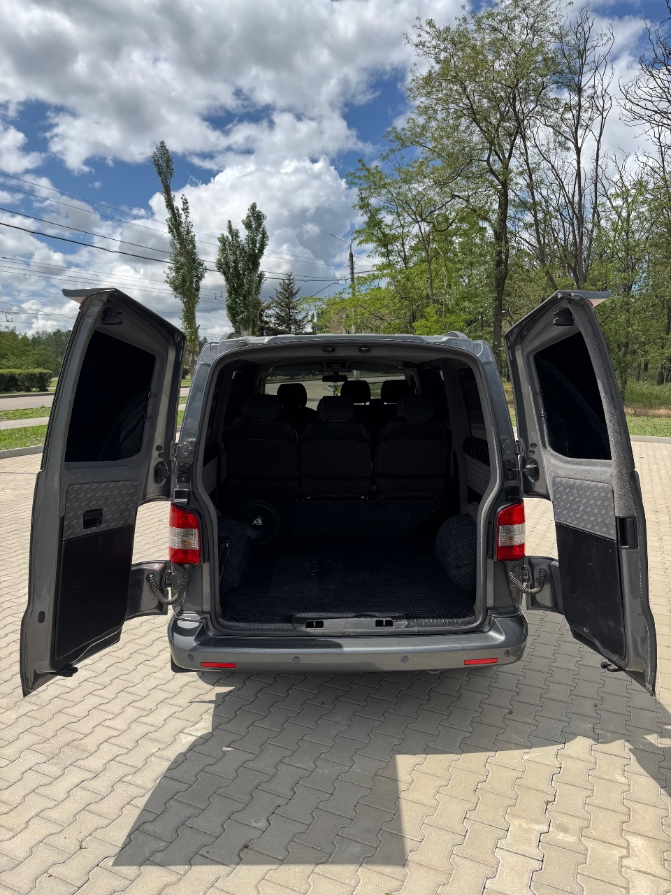 Volkswagen Transporter - фото 10