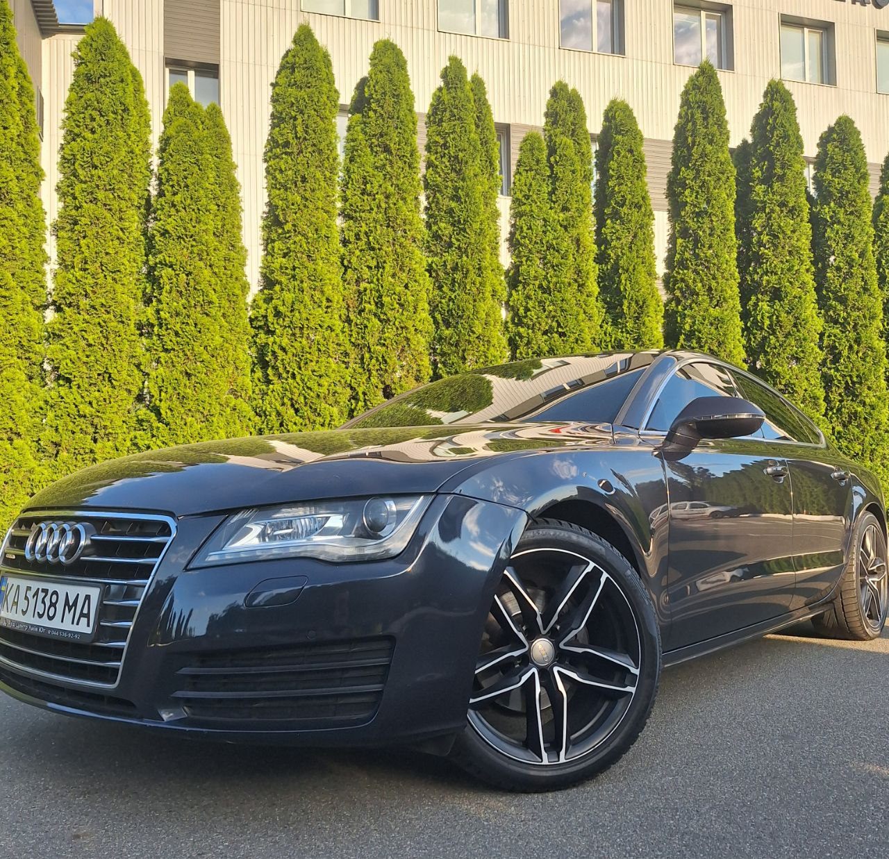 Audi A7 - фото 8