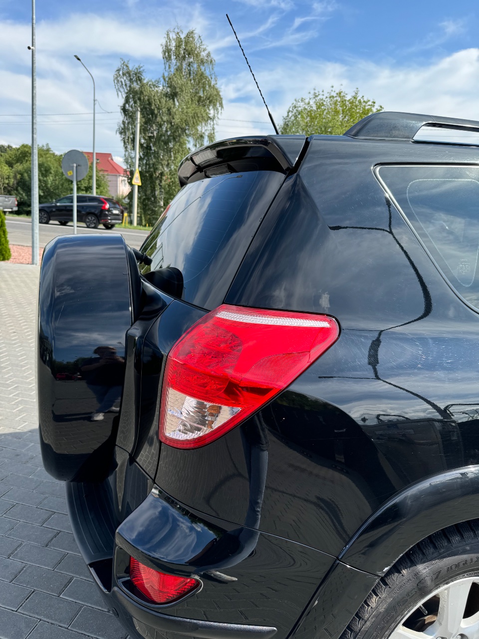 Toyota RAV4 - фото 15