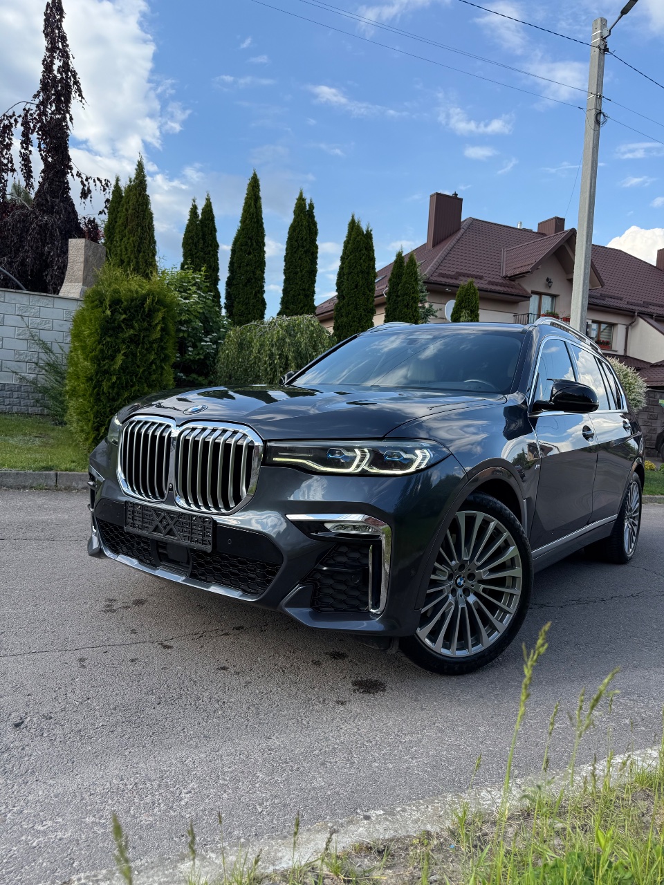 BMW X7 - фото 32