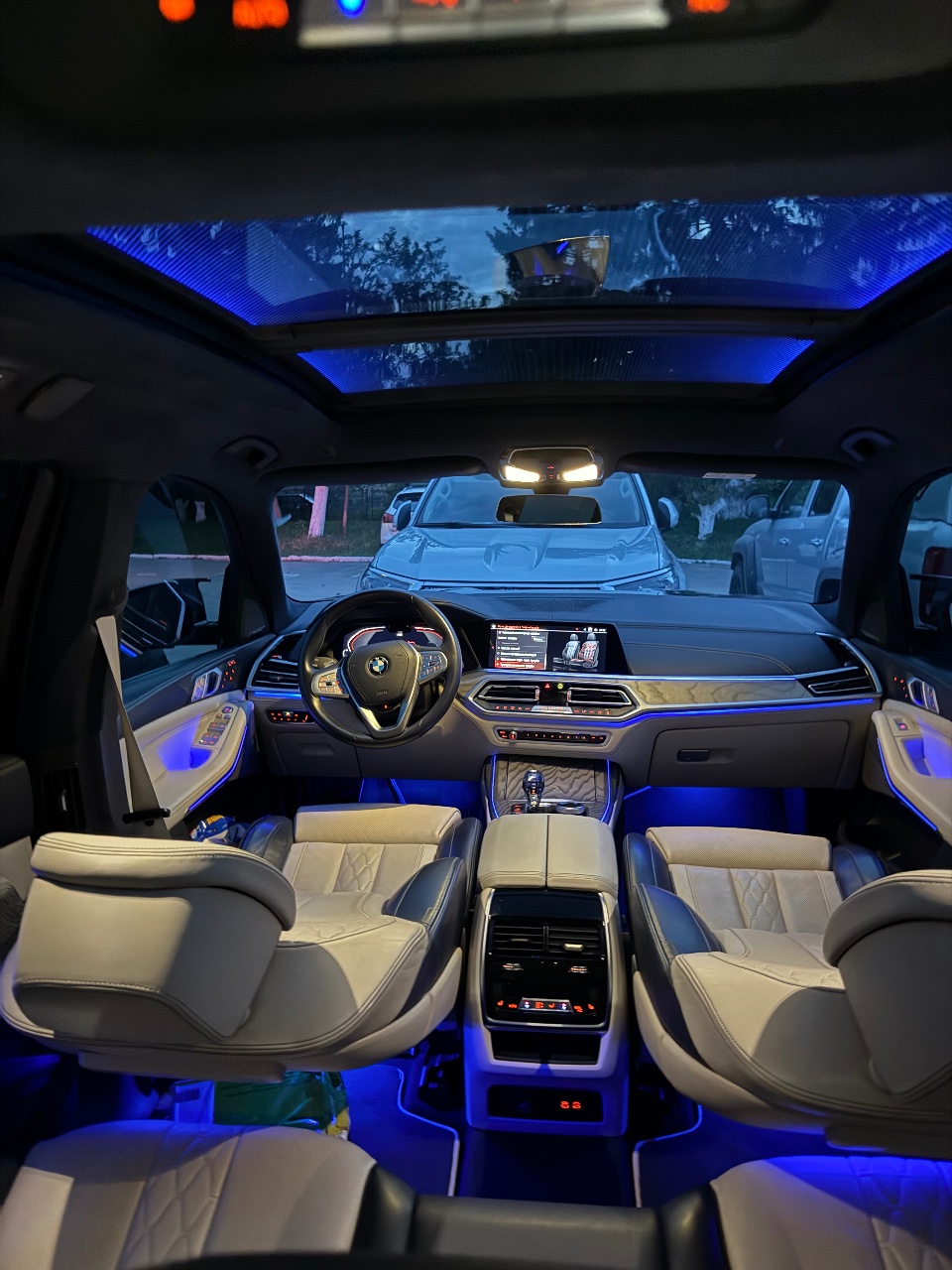 BMW X7 - фото 25