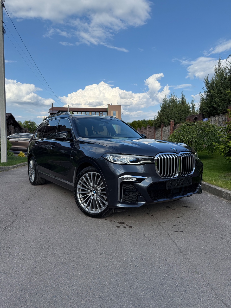 BMW X7 - фото 2