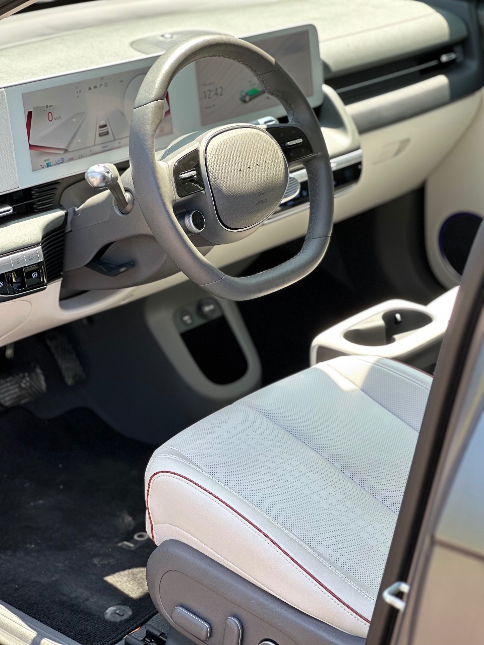 Hyundai IONIQ 5 - фото 6