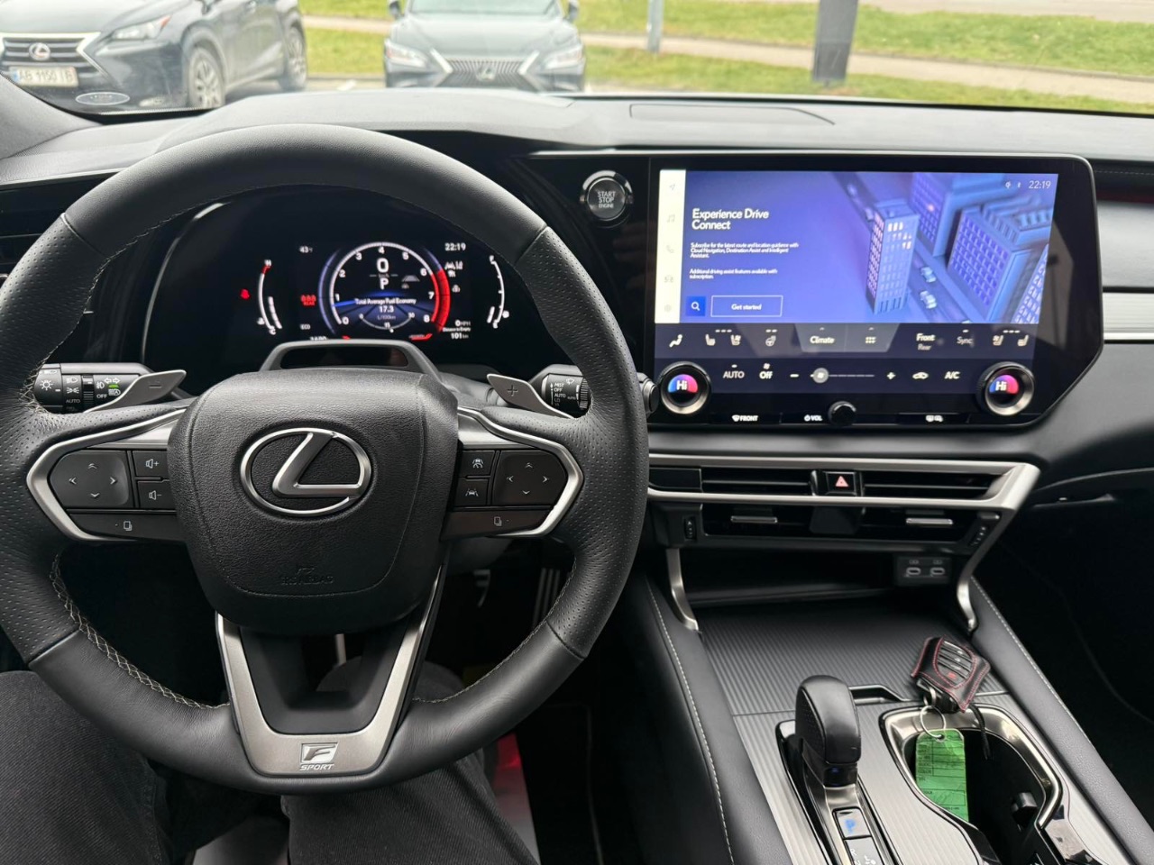 Lexus RX - фото 17