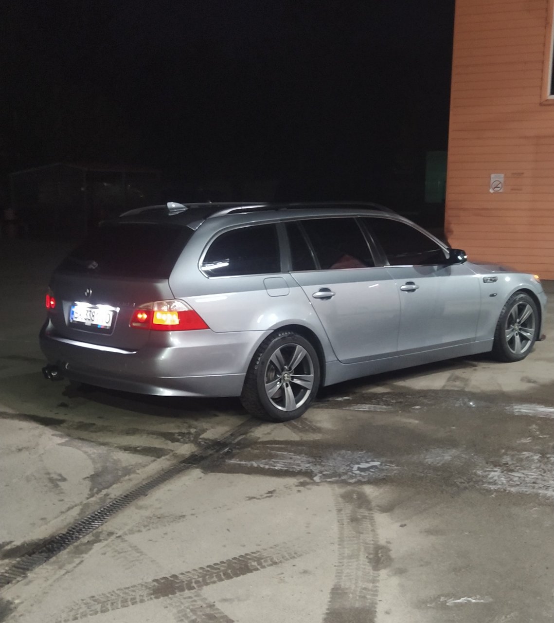 BMW 5 серії - фото 7