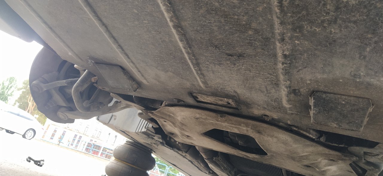 BMW 5 серії - фото 12